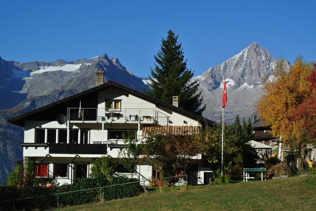 Fortuna Bürchen Cameră foto