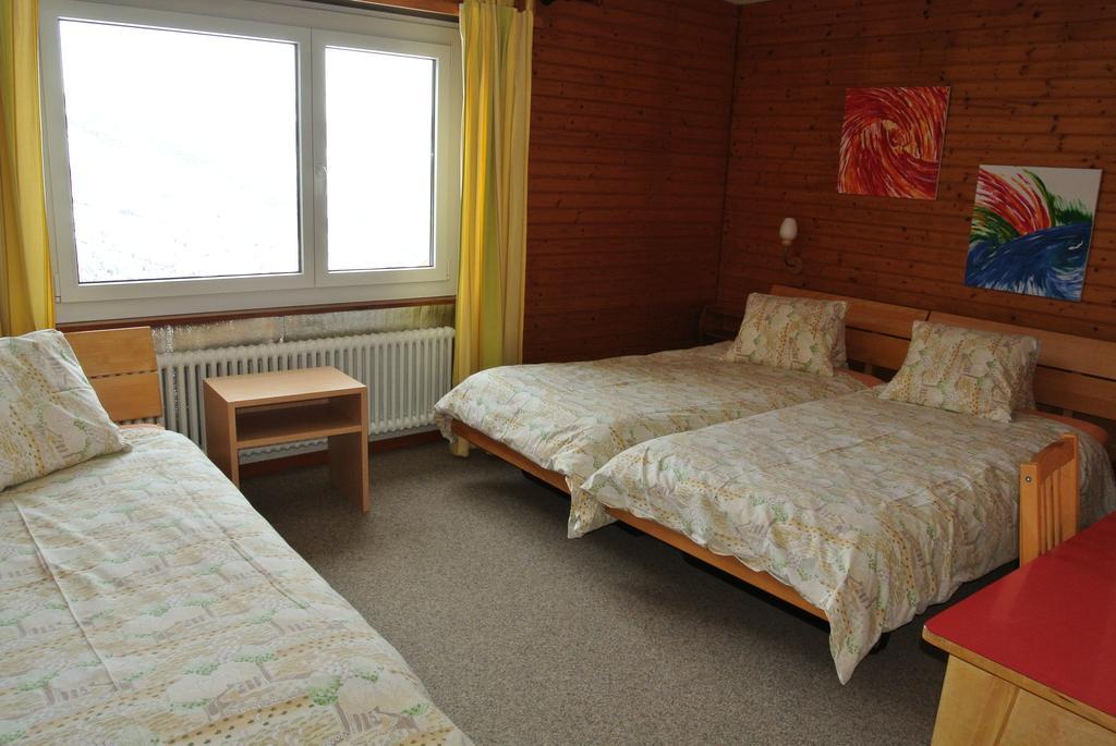 Fortuna Bürchen Cameră foto